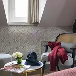 웰컴 파리