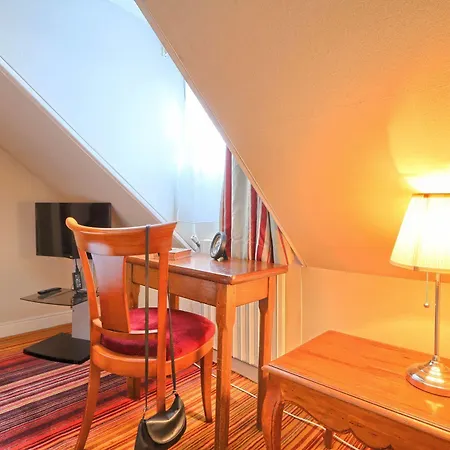 Ξενοδοχείο Welcome 2*